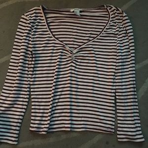Forever 21 Long Sleeve Cinched V Neck